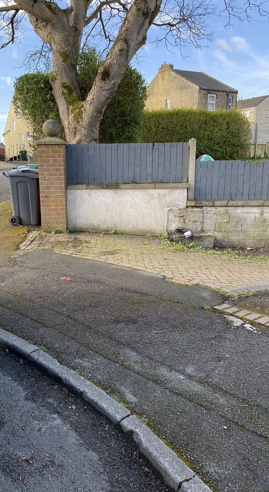 Residential wall, gate and driveway